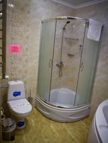 Фото номера Люкс с видом на озеро Мотели Motel Kurortnyy &amp; SPA г. Шкло 21