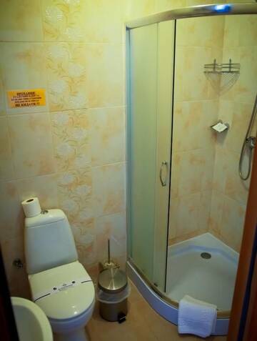 Фото номера Двухместный номер с 2 отдельными кроватями и окном Мотели Motel Kurortnyy &amp; SPA г. Шкло 7