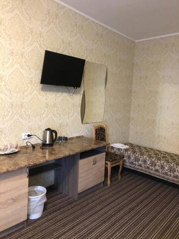 Фото номера Улучшенный трехместный номер Мотели Motel Kurortnyy &amp; SPA г. Шкло 3