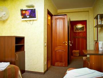 Фото номера Двухместный номер с 2 отдельными кроватями Мотели Motel Kurortnyy &amp; SPA г. Шкло 7